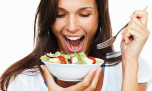 Uma alimentação saudável passa por ingerir muitos legumes